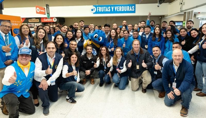 Reabre Supermercado Lider en Puerto Varas tras daños por tornado Reabre Supermercado Lider en Puerto Varas tras daños por tornado