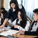 ensena-chile-jovenes-profesionales-lideran-transformacion-educativa