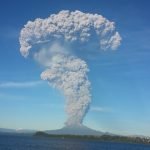 explora-la-fuerza-del-volcan-calbuco-arte-y-ciencia-en-puerto-montt