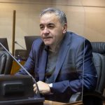 senador-espinoza-y-ministro-grau-reunion-crucial-por-viviendas-en-los-lagos