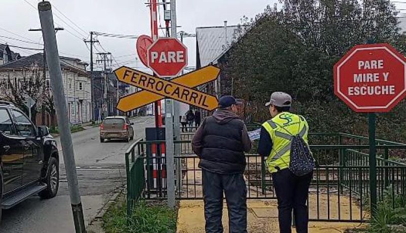 efe-sur-refuerza-seguridad-ferroviaria-en-los-lagos