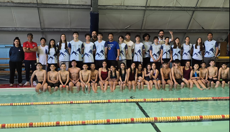 Puerto Varas Impulsa Jóvenes Talentos en Natación con Campus DAR en Colegio Alemán