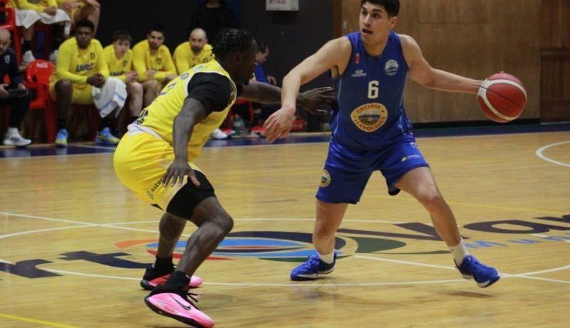 Puerto Varas Basket Cae ante UdeC en Emocionante Duelo del Torneo Transición 2025