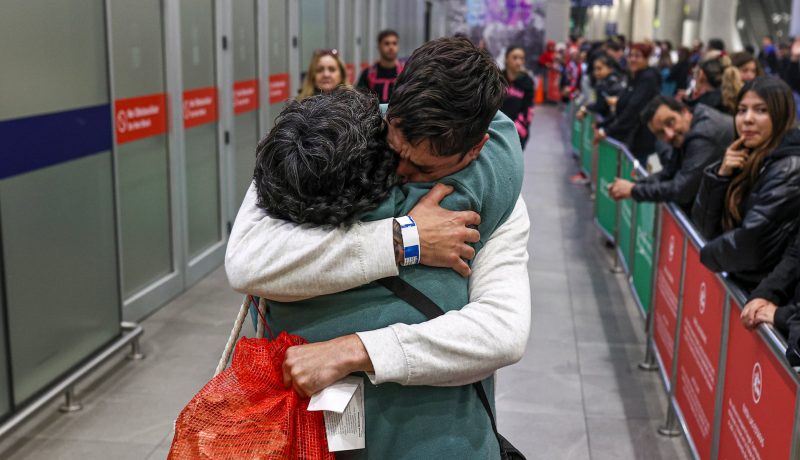 llega-a-chile-tercer-vuelo-con-chilenos-deportados-por-politica-migratoria-de-trump