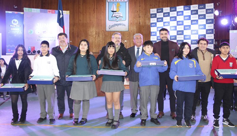 beca-territorial-chiloe-mineduc-en-el-ojo-del-huracan
