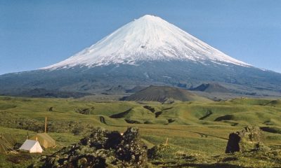 volcan-klyuchevskoy-entra-en-erupcion-tras-terremoto-88-en-rusia