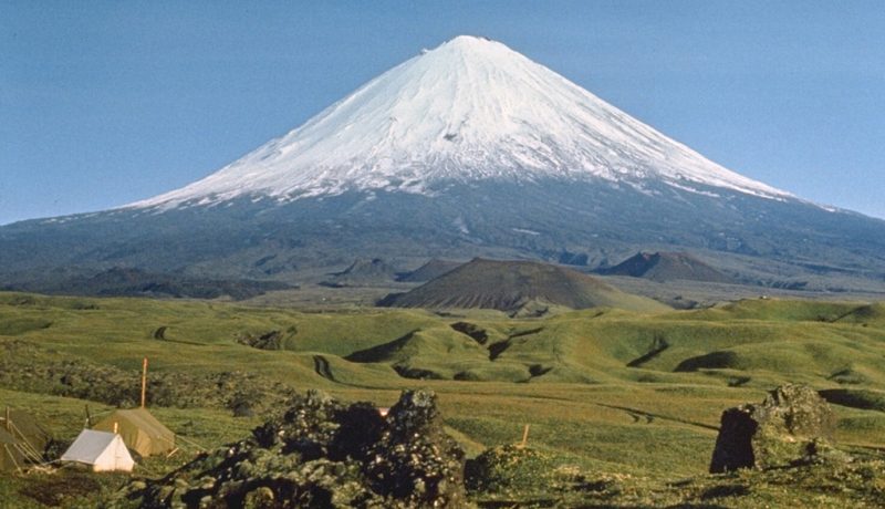 volcan-klyuchevskoy-entra-en-erupcion-tras-terremoto-88-en-rusia