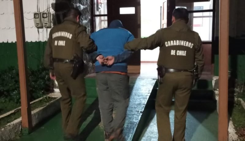 Incidente en Los Muermos: Hombre Baleado por Carabineros Tras Ataque con Cuchillos Incidente en Los Muermos: Hombre Baleado por Carabineros Tras Ataque con Cuchillos