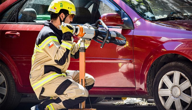 Múltiple colisión entre ambulancia y colectivo deja siete heridos en Rahue Bajo, Osorno