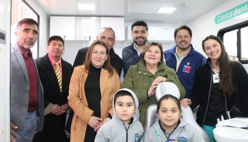 Junaeb: Moderna Clínica Dental Móvil en Ayacara para Estudiantes Junaeb: Moderna Clínica Dental Móvil en Ayacara para Estudiantes