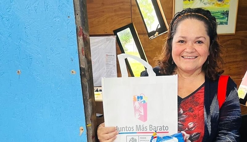 FOSIS Impulsa Canasta Navideña en Puerto Montt con Ahorros de hasta un 30%