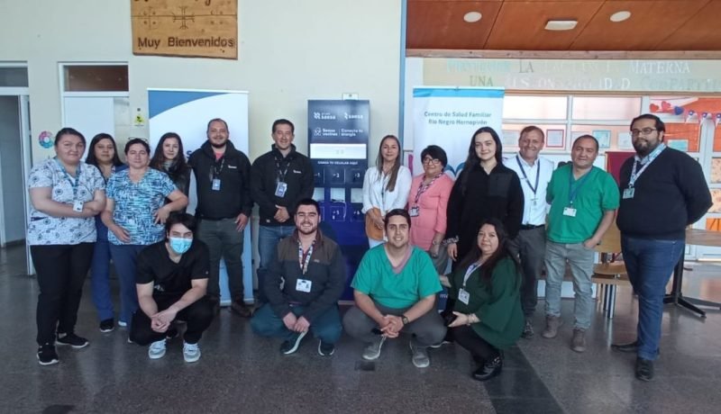saesa-potencia-conectividad-en-los-lagos-con-14-totems-de-carga-gratuita