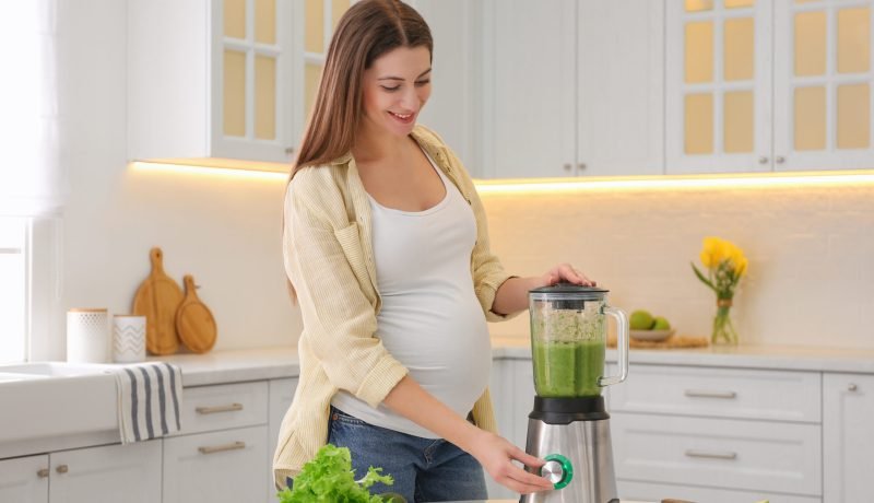 acidez-en-embarazo-como-disfrutar-fiestas-patrias-sin-molestias