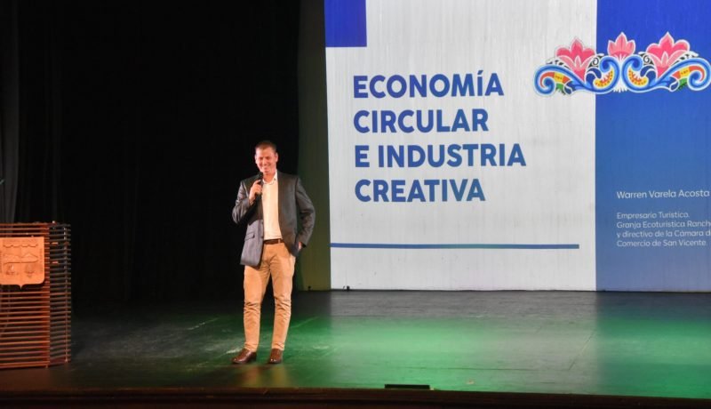 Seminario en Puerto Montt impulsa la Industria Creativa con exitoso modelo de Costa Rica