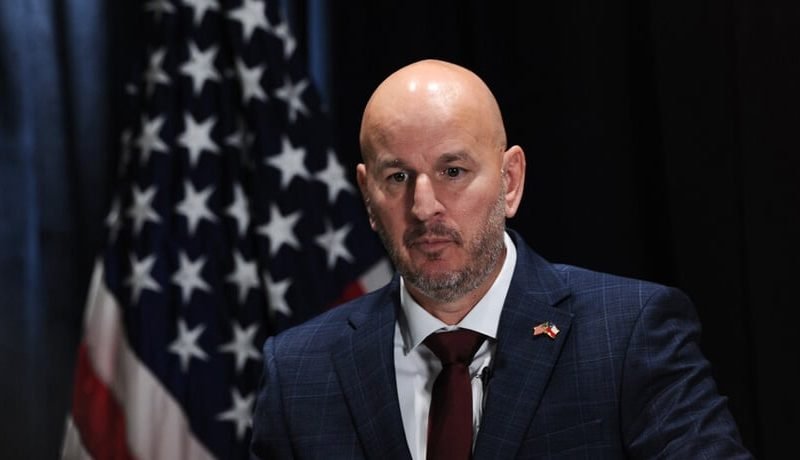 Embajador de EE.UU. y Jeannette Jara se reúnen para fortalecer lazos y cooperación