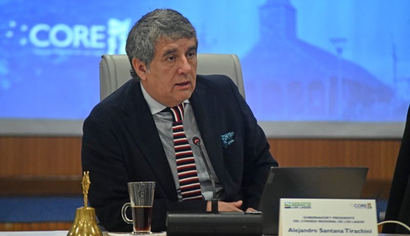Gobernador Santana: Alerta Financiera en Regiones por Recorte Presupuestario Gobernador Santana: Alerta Financiera en Regiones por Recorte Presupuestario