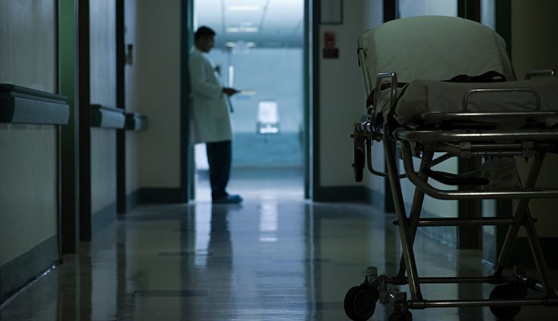 brutal-acoso-a-trabajador-tea-en-hospital-osorno-desata-indignacion