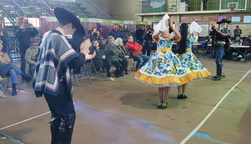 maullin-festival-costumbres-bajo-la-lluvia-celebra-tradiciones-regionales