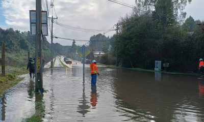 puerto-montt-calle-regimiento-anegada-por-lluvias-alerta-por-temporal