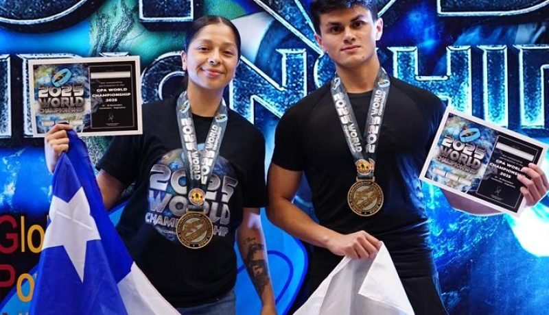 Estudiante de la ULagos se corona campeona mundial de Powerlifting