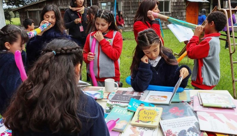 SLEP Llanquihue impulsa la lectura en Fresia y Los Muermos con Bibliomóvil y 6.400 libros