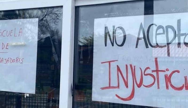 Comunidad de Puerto Octay pide reconsiderar desvinculación en Escuela Alberto Hurtado