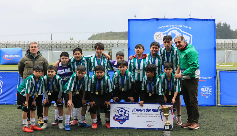 Colegio Inglés Mabel Condemarín Bicampeón Regional de Copa PFalimentos