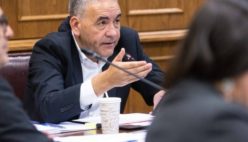 senador-espinoza-proyectos-congelados-en-los-lagos-por-recorte-presupuestario