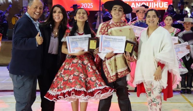 colegio-nueva-braunau-brilla-en-final-provincial-de-cueca-escolar