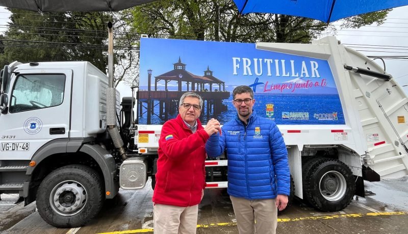 Frutillar Estrena Moderno Camión Recolector para Aseo Urbano Frutillar Estrena Moderno Camión Recolector para Aseo Urbano