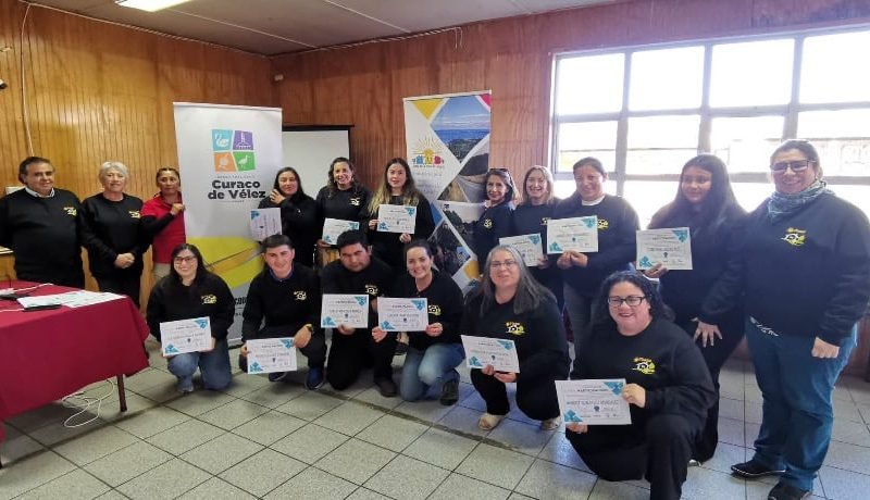 Curaco de Vélez: Vecinos culminan exitoso proyecto de inclusión con lengua de señas