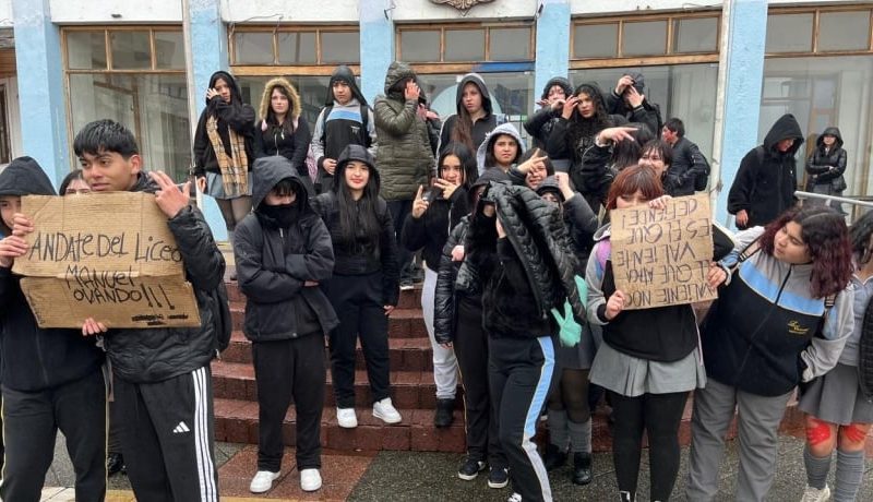 jovenes-denuncian-presunto-acoso-puerto-montt